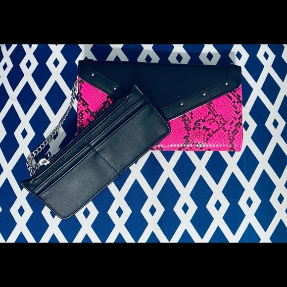 Pink and black snake clutch - Picture 4 of 5